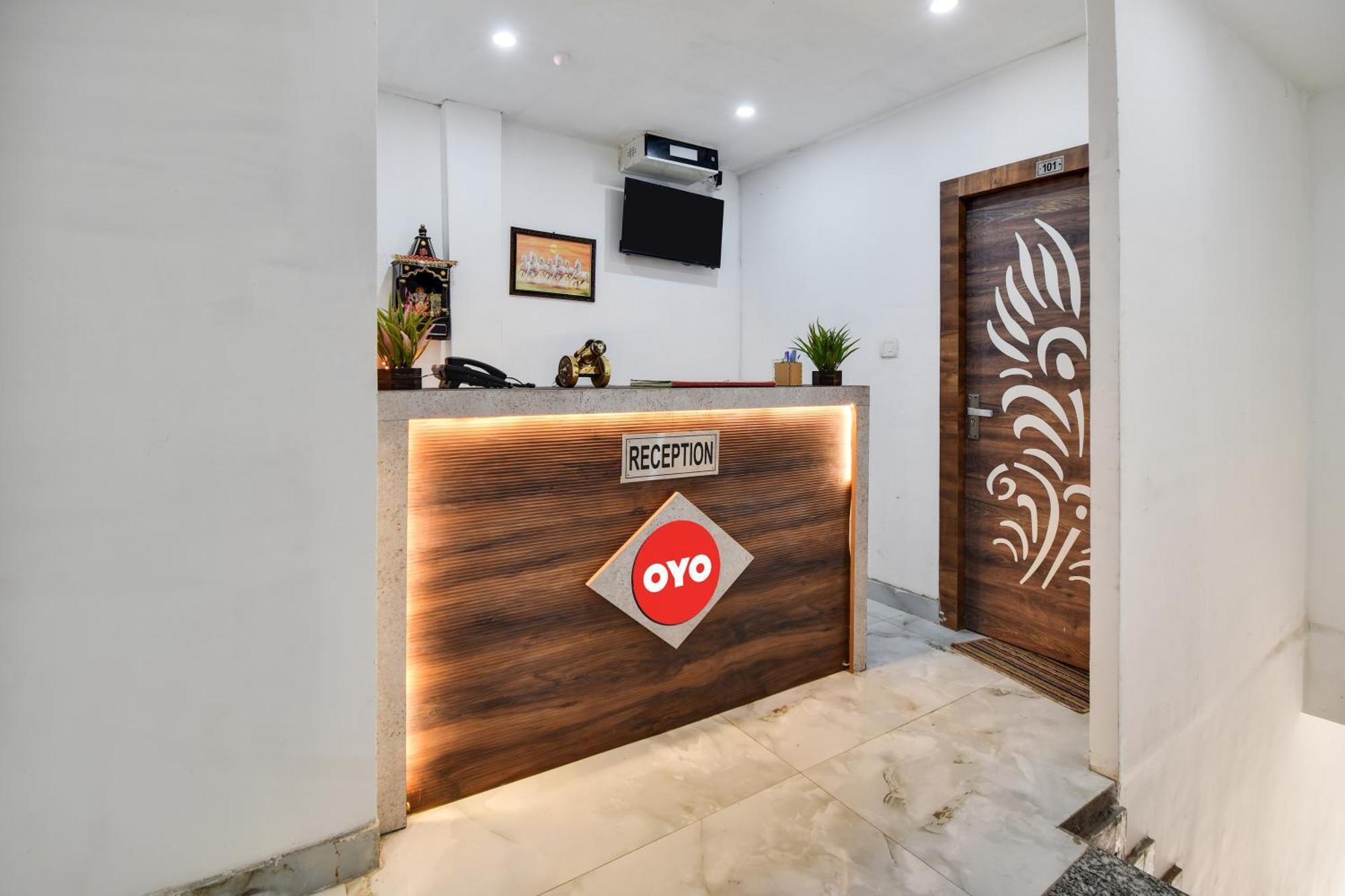 ניו דלהי Hotel O Golden King Guest House מראה חיצוני תמונה