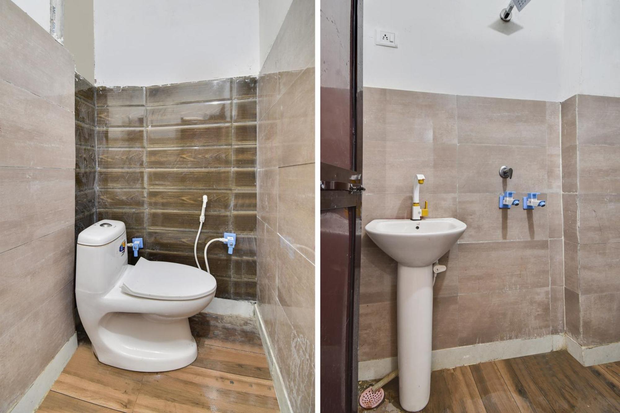 ניו דלהי Hotel O Golden King Guest House מראה חיצוני תמונה